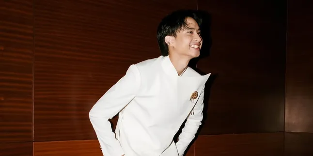 Punya Badan Tinggi & Fashionable, Devano Danendra Sering Pinjam Kain Milik Iis Dahlia