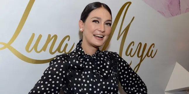 Punya Mata Bulat, Luna Maya Sempat Tidak Percaya Diri