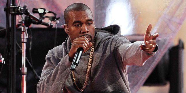 Punya Nama Baru, 'SWISH' Kanye West Siap Susul Sukses 'YEEZUS'