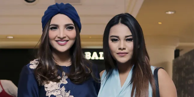Punya Nama Besar, Aurel Hermansyah Tak Kesulitan Mulai Bisnis Ini Punya Nama Besar, Aurel Hermansyah Tak Kesulitan Mulai Bisnis Ini