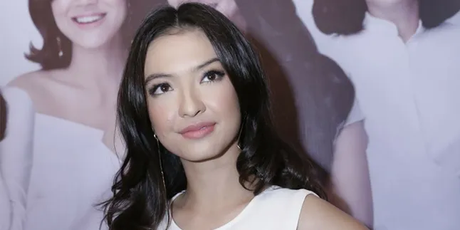 Punya Pacar Pengusaha, Raline Shah Jalani Hubungan Serius