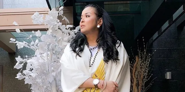 Punya Rumah Harga Ratusan Miliar, Jennifer Jill Ungkap Pekerjaan Almarhum Suami