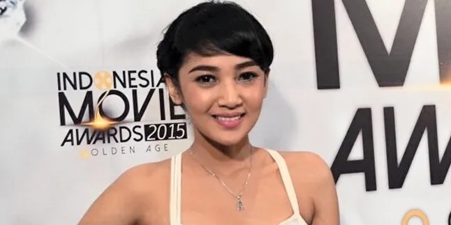 Punya Tubuh Mungil, Ega Olivia Ogah Dibilang 'Memikat' Punya Tubuh Mungil, Ega Olivia Ogah Dibilang 'Memikat'