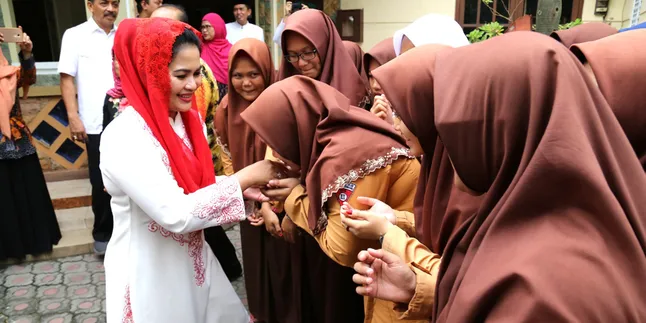 Puti Soekarno dan Visinya Bikin Jawa Timur Jadi Provinsi yang Asyik