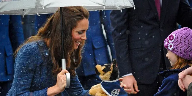 Putra Kate Middleton Ternyata Punya Kembaran, Imut Mana Ya? Putra Kate Middleton Ternyata Punya Kembaran, Imut Mana Ya?
