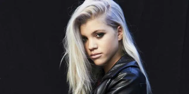 Putus Dari Justin Bieber, Sofia Richie Gandeng Cowok Baru? Putus Dari Justin Bieber, Sofia Richie Gandeng Cowok Baru?