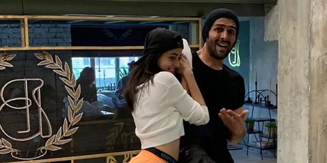 Putus dari Sara Ali Khan, Kartik Aaryan Kencan dengan Ananya Panday?