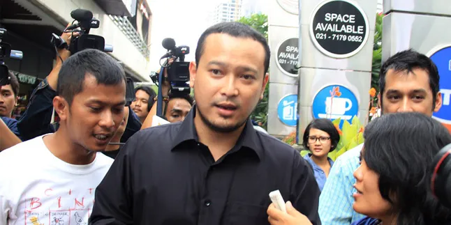 Putus Dengan Pevita Pearce, Banyu Biru Targetkan Nikah 2014 Putus Dengan Pevita Pearce, Banyu Biru Targetkan Nikah 2014