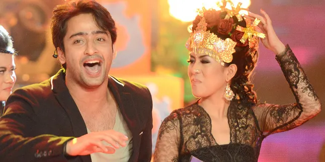 Putuskan Ayu Ting Ting, Finalis 'PAA' Hujat Habis Shaheer Sheikh Putuskan Ayu Ting Ting, Finalis 'PAA' Hujat Habis Shaheer Sheikh