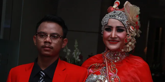 Putuskan Berhijab, Job Cynthiara Alona Jadi Berkurang? Putuskan Berhijab, Job Cynthiara Alona Jadi Berkurang?