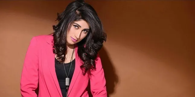 Qandeel Baloch, 'Kim Kardashian' Pakistan Tewas Dicekik Adiknya Qandeel Baloch, 'Kim Kardashian' Pakistan Tewas Dicekik Adiknya