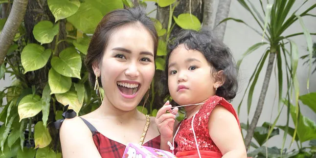 Quality Time, Ayu Ting Ting & Bilqis Nyanyi Lagu Bahasa Inggris