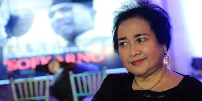 Rachmawati Kembalikan Uang DP Film 'SOEKARNO' Dengan Bungkus Karung Rachmawati Kembalikan Uang DP Film 'SOEKARNO' Dengan Bungkus Karung