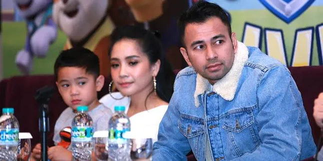 Raffi Ahmad & Nagita Slavina Buka Suara Soal Kabar Bertahan Hanya Karena Bisnis