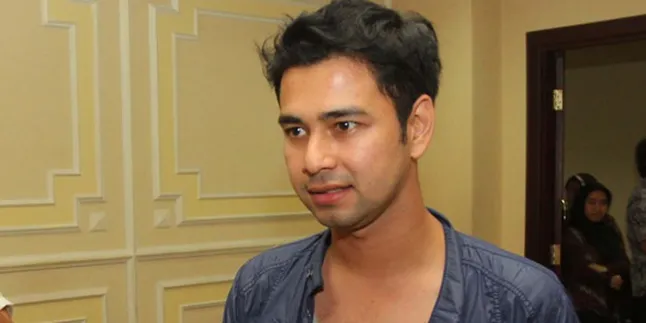 Raffi Ahmad Suka Ngemil Ayam Goreng
