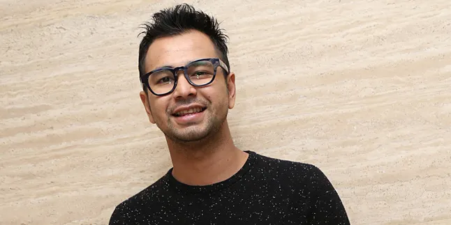 Raffi Ahmad Tak Hadir di Pernikahan Caca Tengker dan Barry Tamin? Raffi Ahmad Tak Hadir di Pernikahan Caca Tengker dan Barry Tamin?