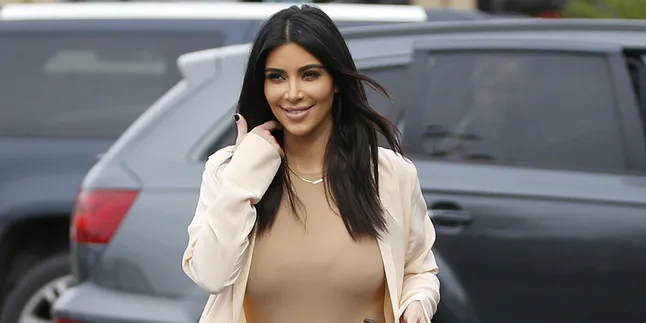 Rahasia Cantik Kim Kardashian, Keramas Lima Hari Sekali Rahasia Cantik Kim Kardashian, Keramas Lima Hari Sekali