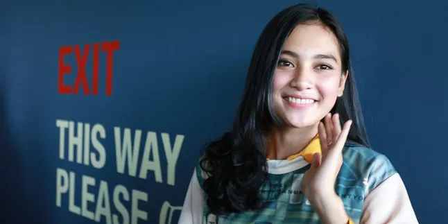 Rahasia Kesuksesan Si Cantik Indah Permatasari di Dunia Entertain