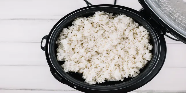 Rahasia Mengembalikan Nasi Kering Menjadi Pulen di Rice Cooker, Simak Triknya Rahasia Mengembalikan Nasi Kering Menjadi Pulen di Rice Cooker, Simak Triknya