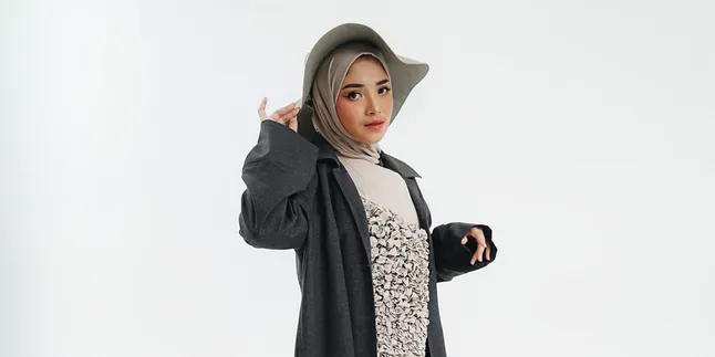 Rahmi Amalia Rilis Single 'Beri Jeda', Liriknya Relate Bagi yang Sedang Jenuh Dalam Hubungan Rahmi Amalia Rilis Single 'Beri Jeda', Liriknya Relate Bagi yang Sedang Jenuh Dalam Hubungan