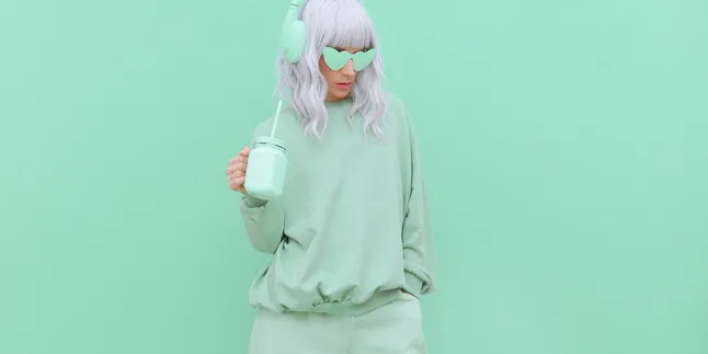 Raih Suasana Hati yang Lebih Ceria, Pilihan Baju dengan Warna Ini untuk Redakan Stres!