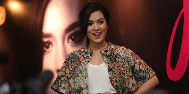 Raisa Undang Ahok ke Hajatan Pribadinya Lewat Twitter