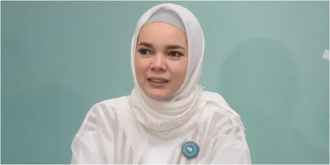 Ramadan, Dewi Sandra Sibuk Bantu Urus Homeschooling