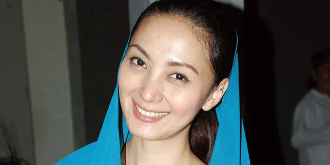 Ramadan Tahun Ini, Della Puspita Ajarkan Anak Puasa Full