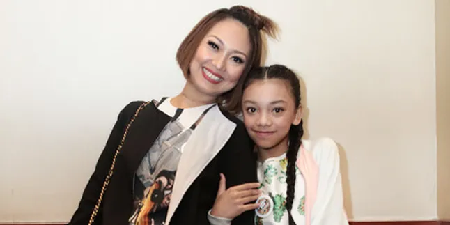 Rambah Dunia Dubber, Ini Cerita Suka Duka Naura Isi Suara Bella Rambah Dunia Dubber, Ini Cerita Suka Duka Naura Isi Suara Bella