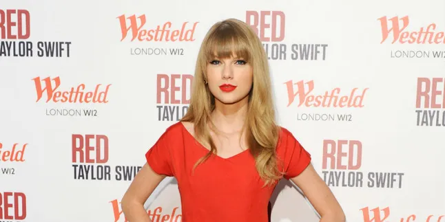 Rambut Baru Taylor Swift, Makin Keren Kan?