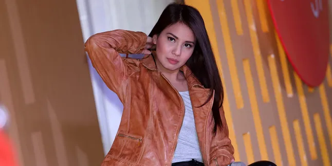 Rambut Kian Panjang, Tya Ariestya Dapat Banyak Keuntungan Rambut Kian Panjang, Tya Ariestya Dapat Banyak Keuntungan