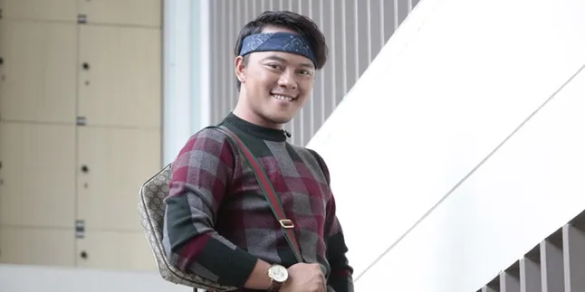 Rambut Nggak Sengaja Kena Cukur Sampai Disebut 'Rambut Gapura', Danang DA2 Nangis