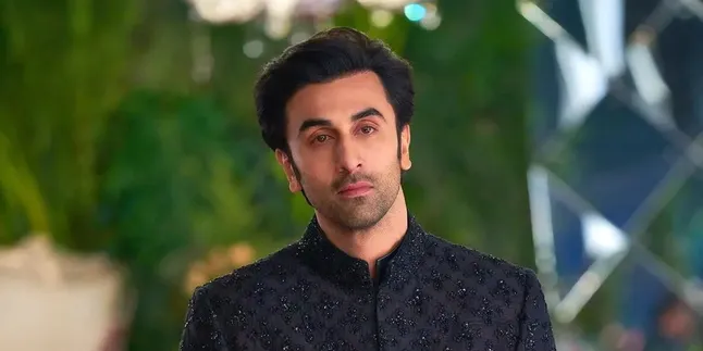Ranbir Kapoor Enters Time 100, The Only Indian Actor on the List