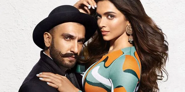 Ranveer Singh & Deepika Padukone Diam-Diam Sudah Tunangan? Ranveer Singh & Deepika Padukone Diam-Diam Sudah Tunangan?