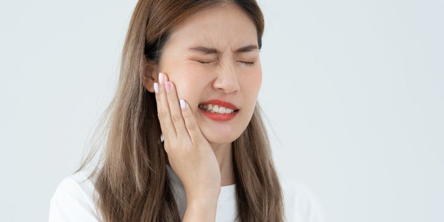 Toothache That Won't Go Away? Discover 5 Powerful Natural Solutions!