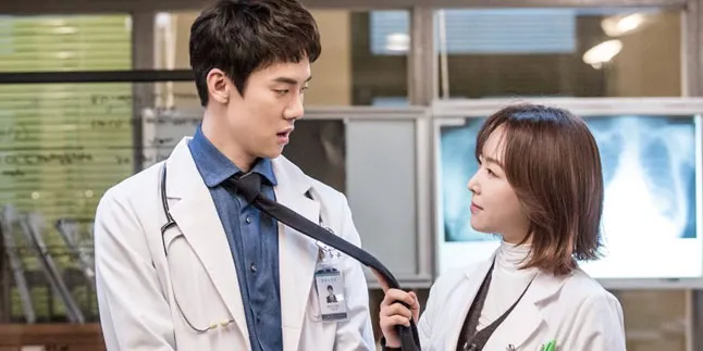 Rating Melesat 'Romantic Doctor Teacher Kim' Pecahkan Rekor Baru Rating Melesat 'Romantic Doctor Teacher Kim' Pecahkan Rekor Baru