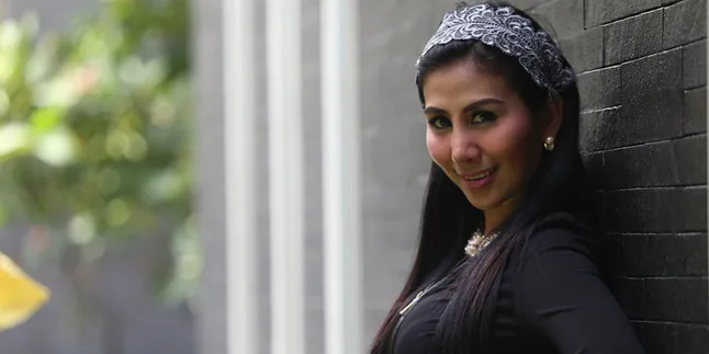 Ratna Dilla Sedekah Rp 40 Juta Untuk Anang Hermansyah