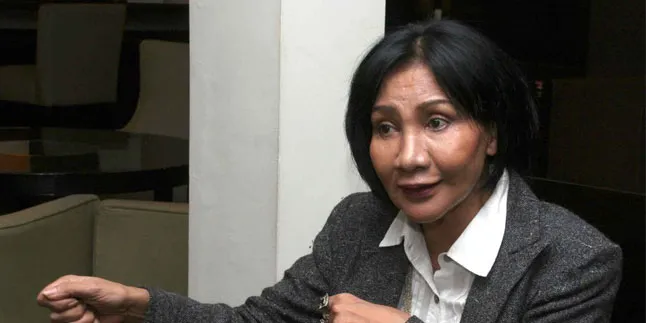 Ratna Sarumpaet Pastikan Atiqah dan Rio Dewanto Siap Menikah