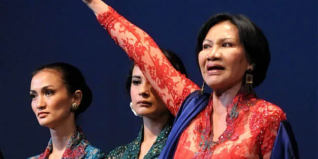 Ratna Sarumpaet Tetap Kritik Pemerintah di 'Titik Terang, Sidang Rakyat Dimulai'