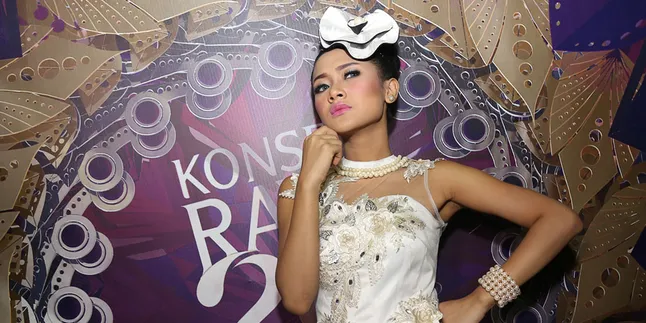 Rayakan Imlek, Ryn Chibi Ungkap Keinginannya Memelihara Macan? Rayakan Imlek, Ryn Chibi Ungkap Keinginannya Memelihara Macan?