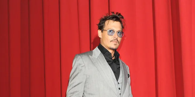 Rayakan Pertunangan, Johnny Depp Gelar Pesta Super Mewah! Rayakan Pertunangan, Johnny Depp Gelar Pesta Super Mewah!