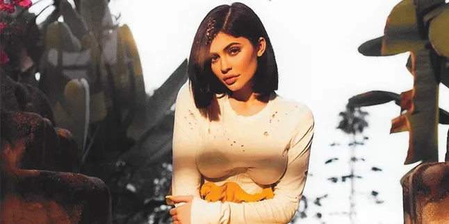 Rayakan Ultah ke-20, Kylie Jenner Pamer Foto Hot di Instagram Rayakan Ultah ke-20, Kylie Jenner Pamer Foto Hot di Instagram