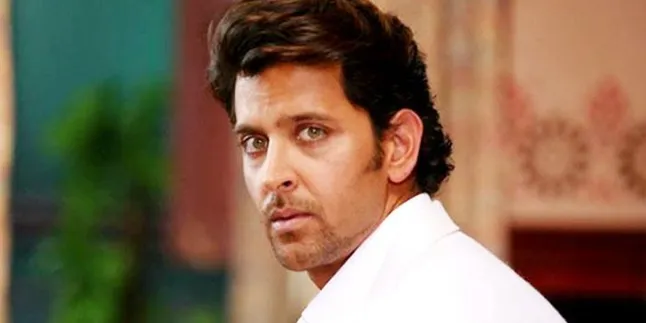 Rebut Kamera Wartawan, Ada Apa Dengan Hrithik Roshan?