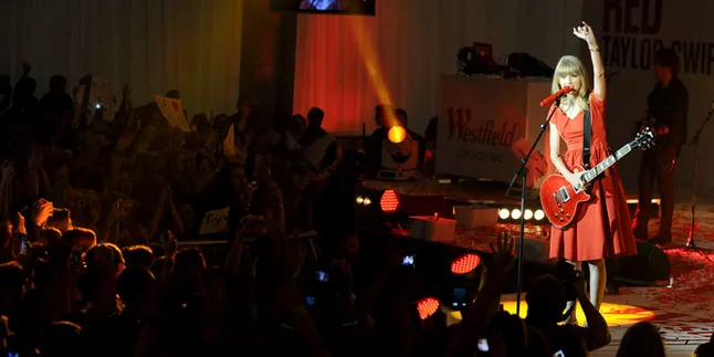 RED Tour, Taylor Swift Pecahkan Rekor Dunia Musisi Country