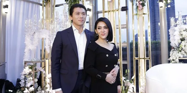 Reino Barack Kehabisan Kata-kata Saat Momen Pengajian dan Sungkeman, Ini Alasannya Reino Barack Kehabisan Kata-kata Saat Momen Pengajian dan Sungkeman, Ini Alasannya