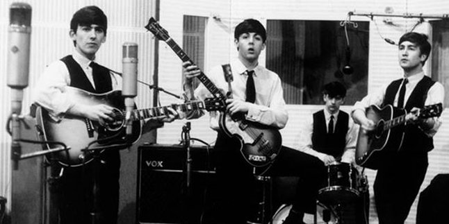 Rekaman The Beatles Dalam Klab Telanjang Akan Dilelang!