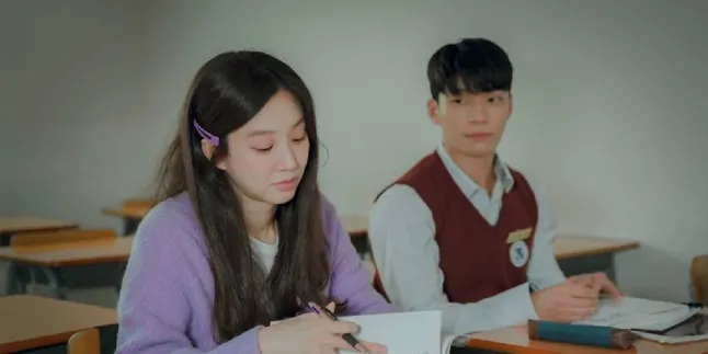 10 Rekomendasi Drakor Guru dan Murid Paling Romantis, Bikin Baper Maksimal