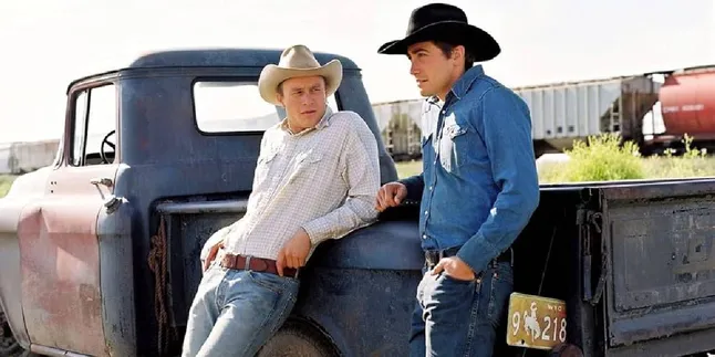 13 Best Western Gay Film Recommendations Full of Romantic Scenes, A Must-Watch