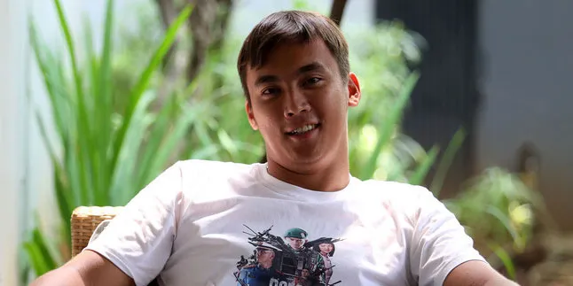 Rendy Kjaernett Samakan Senjata Api Dengan Istri, Serius Nih?