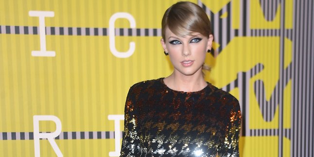 'REPUTATION' Taylor Swift Sukses Terjual 1,2 Juta Keping di Minggu Pertama!